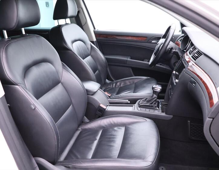 Škoda Superb 14