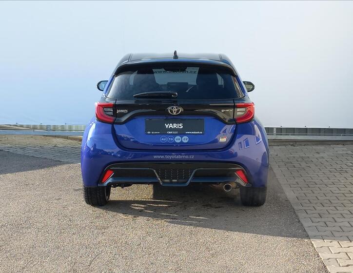 Toyota Yaris 6