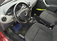 Dacia Sandero 8