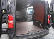 Peugeot Expert 33