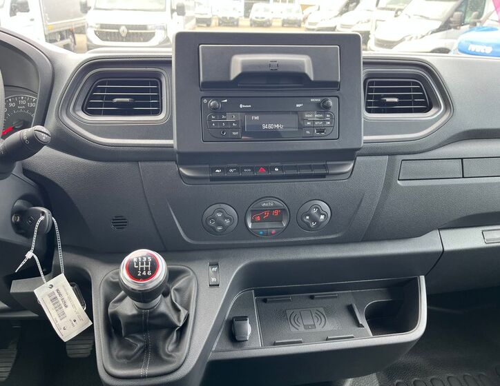 Renault Master 13
