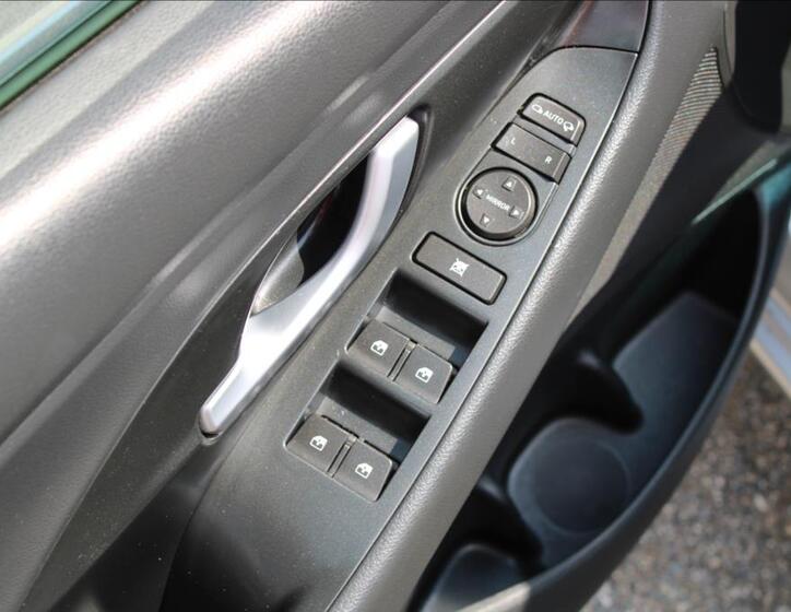 Hyundai i30 14