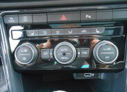Volkswagen T-Roc 28