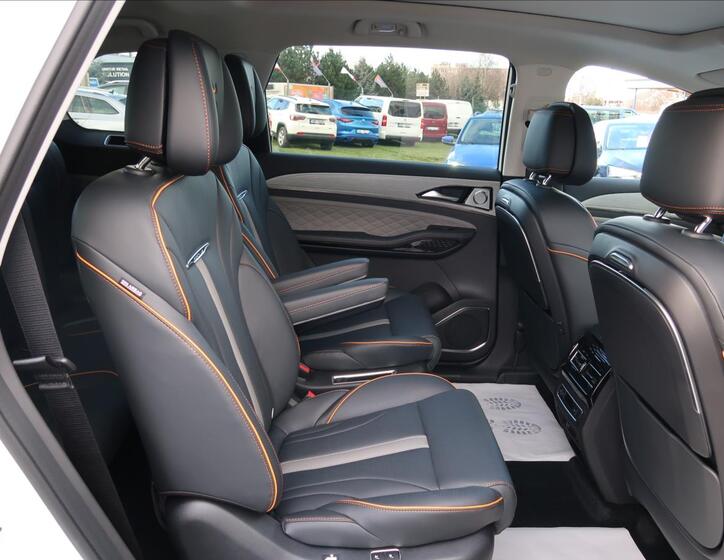 Dongfeng U-Tour 21