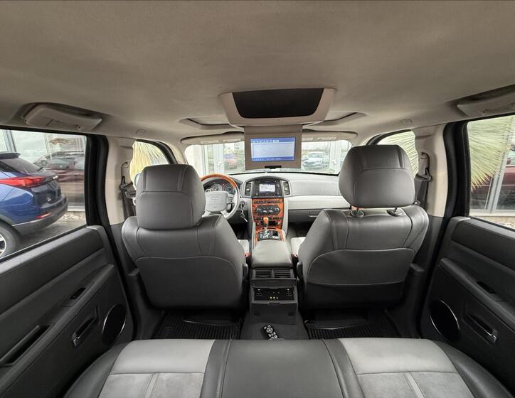 Jeep Grand Cherokee 14