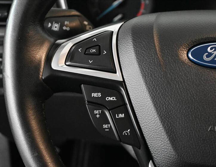 Ford Mondeo 17