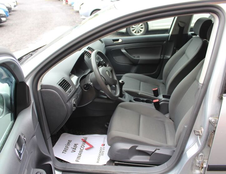 Volkswagen Golf 9