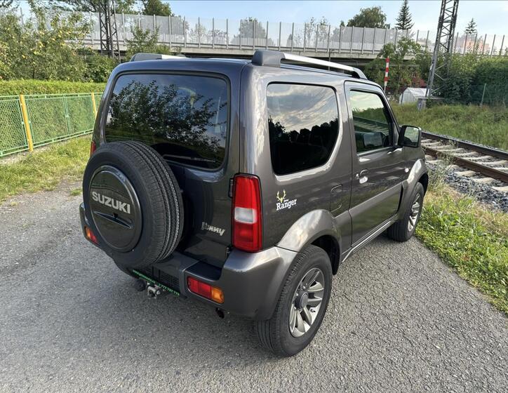 Suzuki Jimny 3
