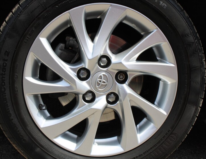 Toyota Auris 27