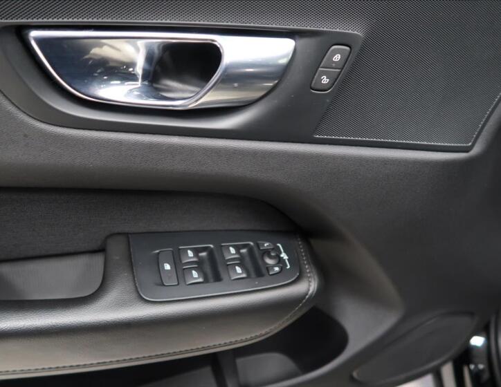 Volvo XC60 14