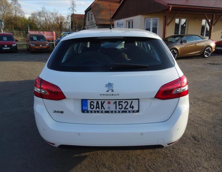 Peugeot 308 8
