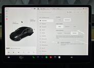 Tesla Model 3 20