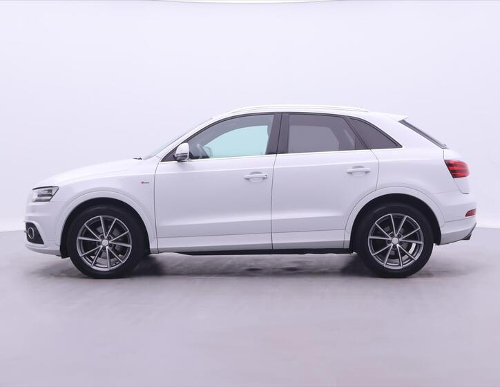 Audi Q3 4
