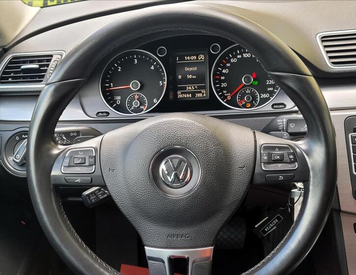 Volkswagen Passat 38