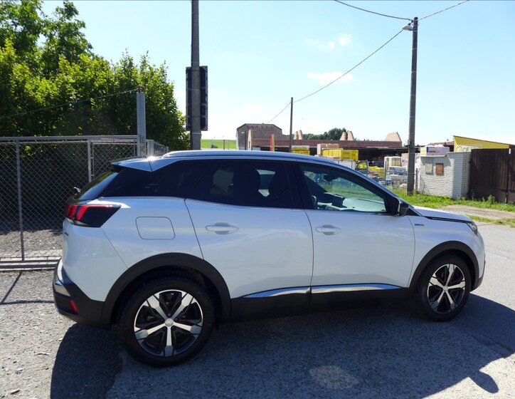 Peugeot 3008 5