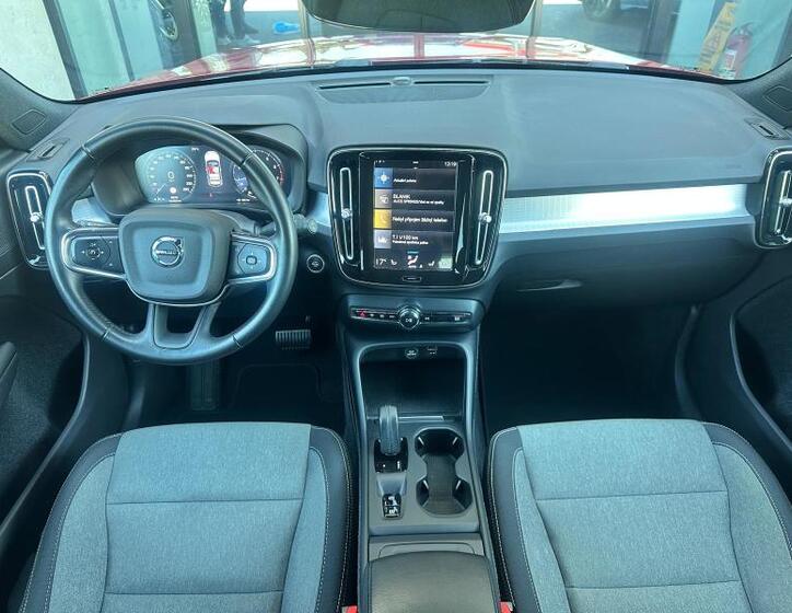 Volvo XC40 7
