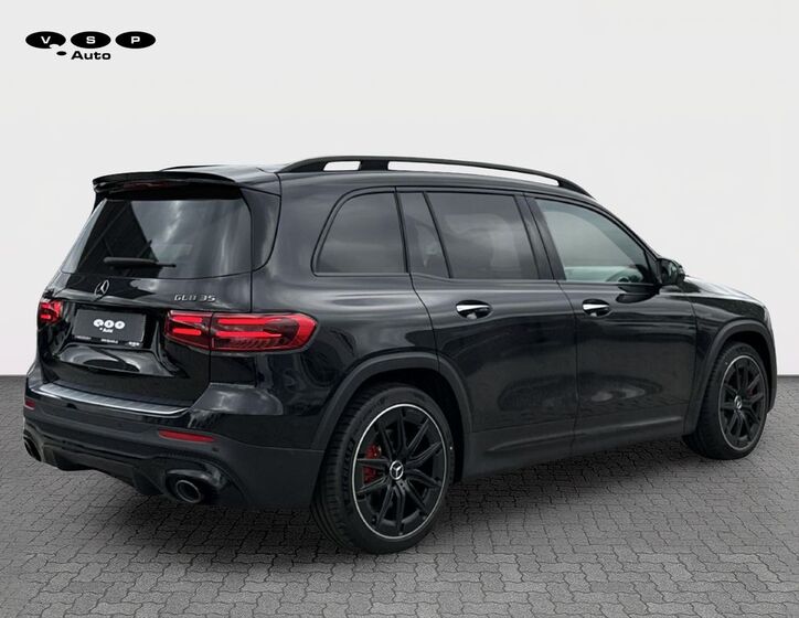 Mercedes-Benz GLB 5