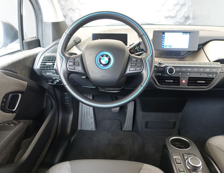 BMW i3 9