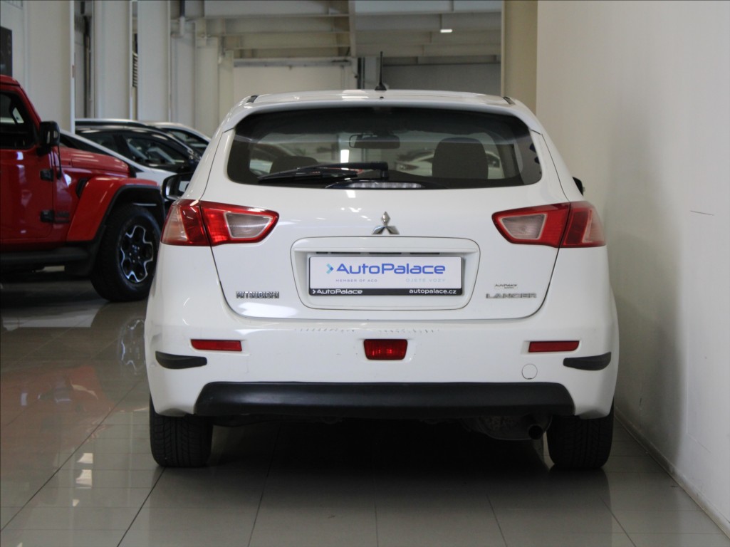 Mitsubishi Lancer