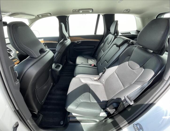 Volvo XC90 14