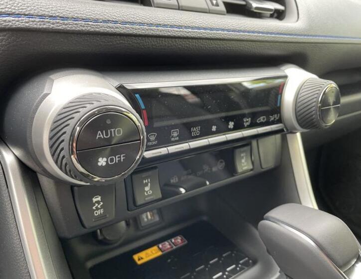 Toyota RAV4 27