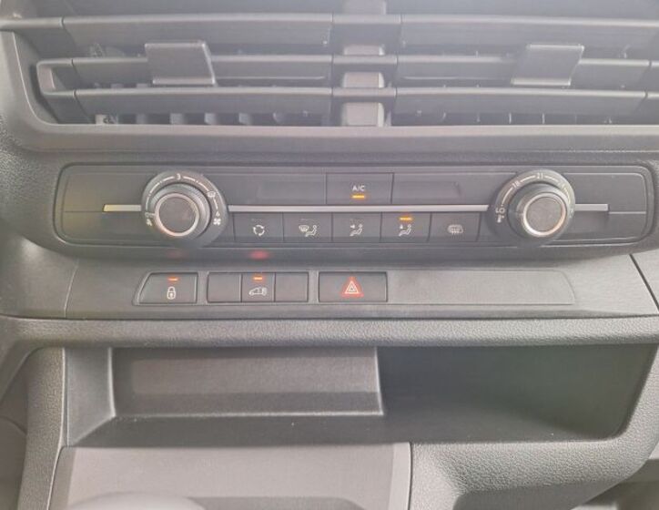 Peugeot Expert 27