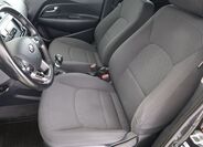 KIA Rio 9