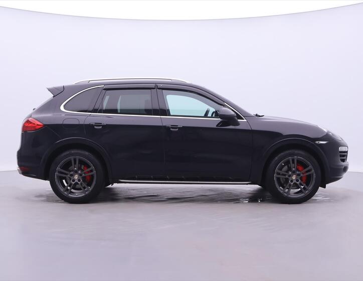 Porsche Cayenne 8