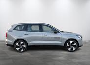 Volvo EX90 4