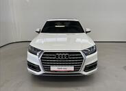 Audi Q7 4