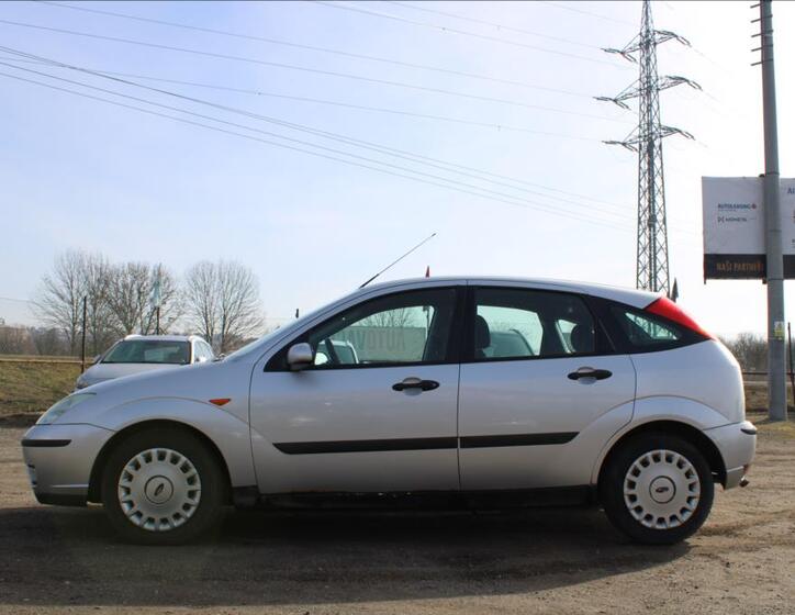 Ford Focus 8