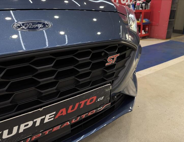 Ford Focus 14