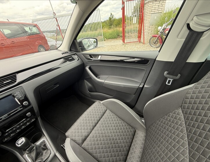 Škoda Rapid 24