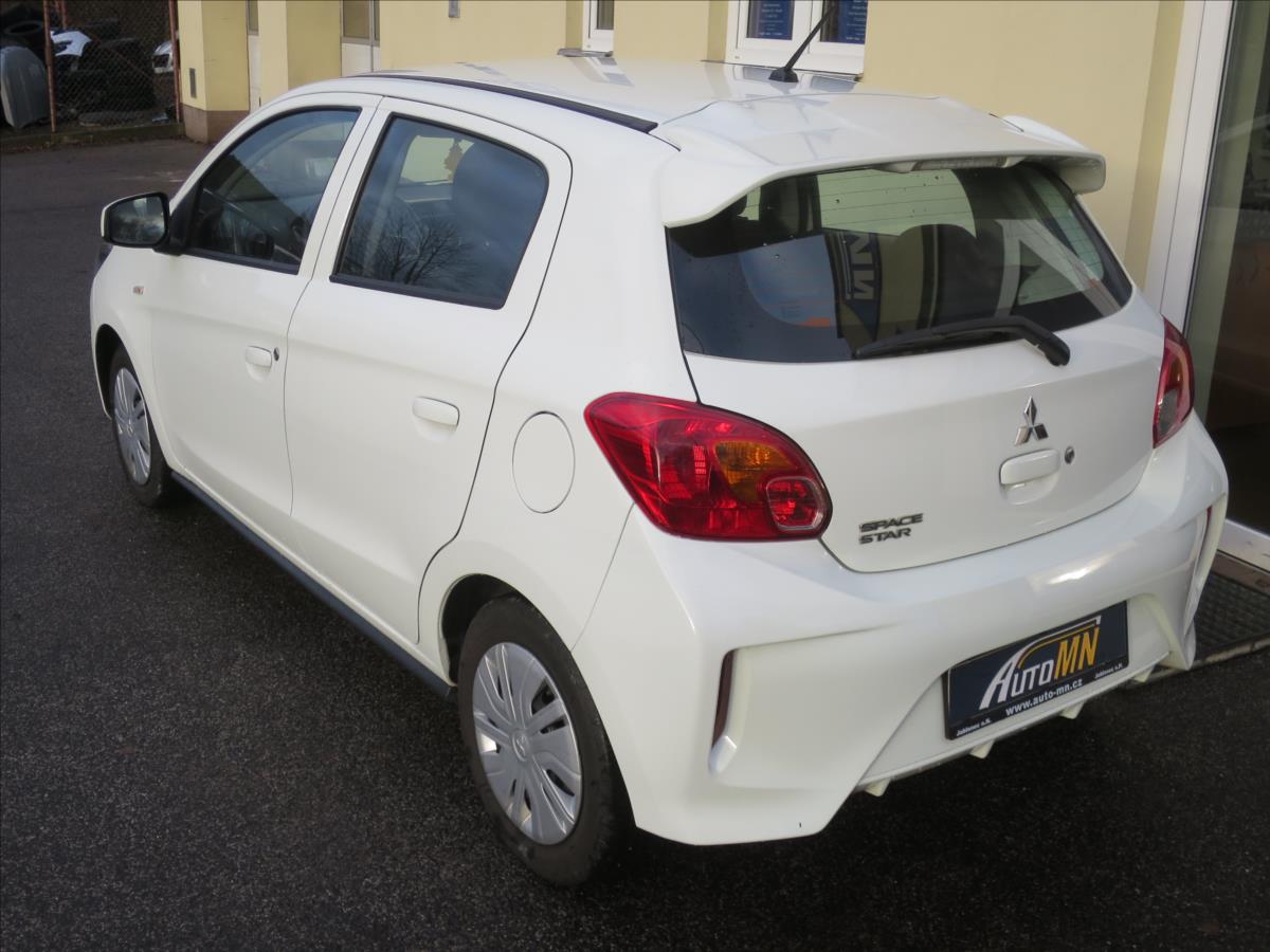 Mitsubishi Space