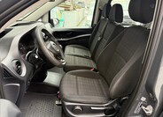 Mercedes-Benz Vito 11