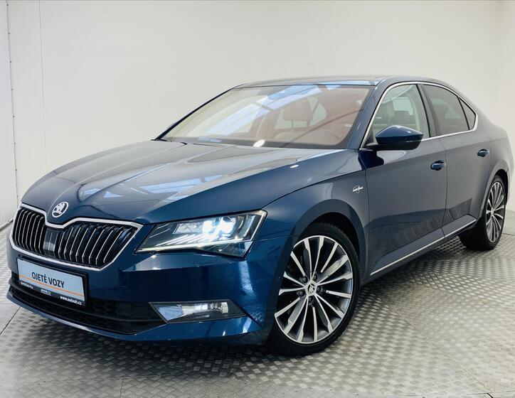 Škoda Superb 1