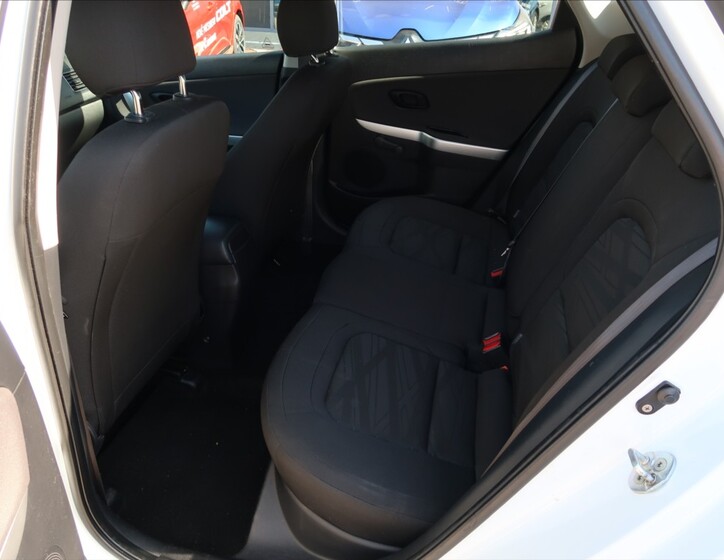 KIA Ceed 9