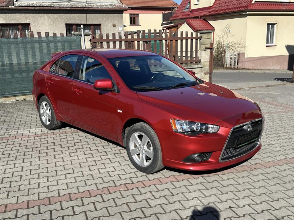 Mitsubishi Lancer 1