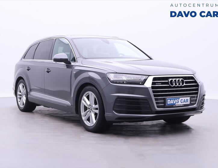 Audi Q7 1