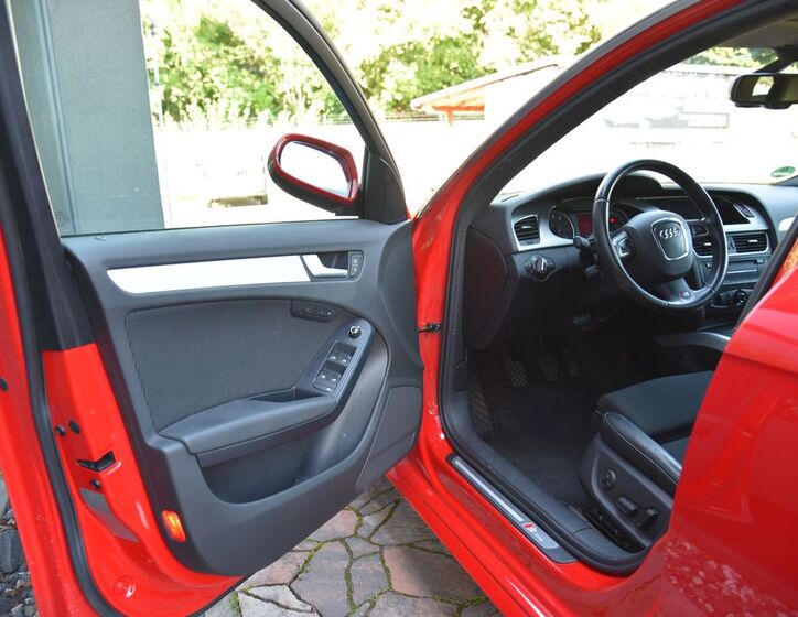 Audi A4 12