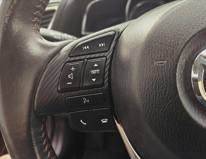 Mazda 3 15