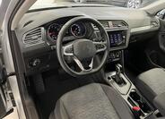 Volkswagen Tiguan 6