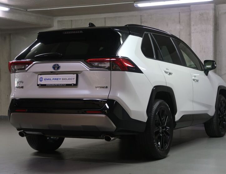 Toyota RAV4 5