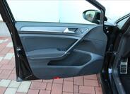 Volkswagen Golf 13