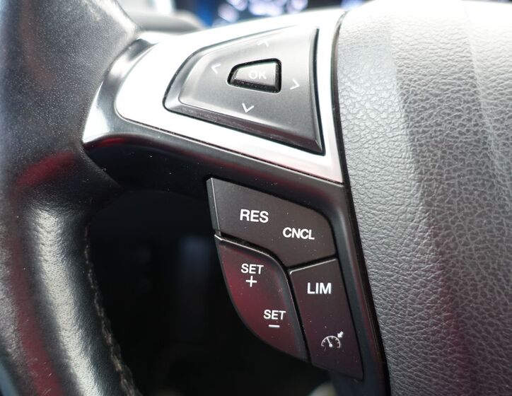 Ford Mondeo 24