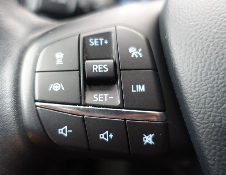 Ford Focus 24