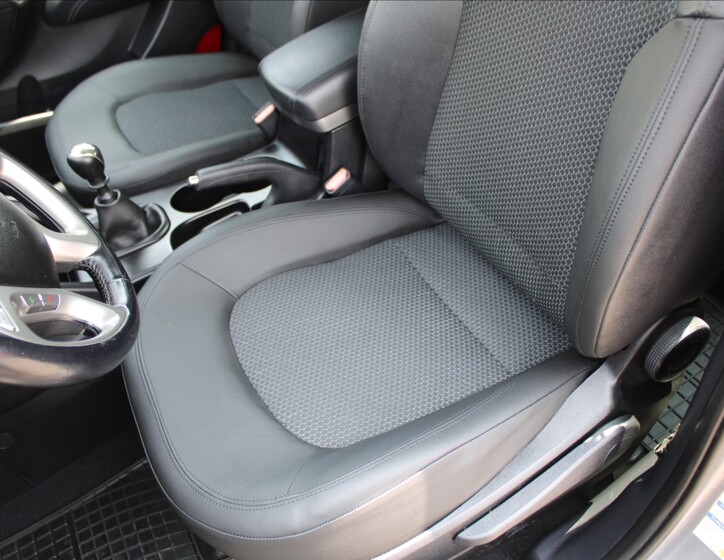 Hyundai ix35 22