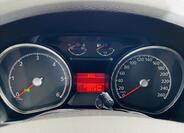 Ford Galaxy 12