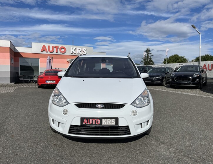 Ford S-MAX 13