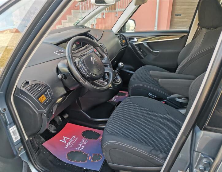 Citroën C4 Picasso 8